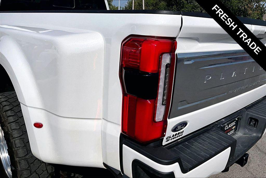 2024 FORD F-350 PLATINUM — миниатюра 23