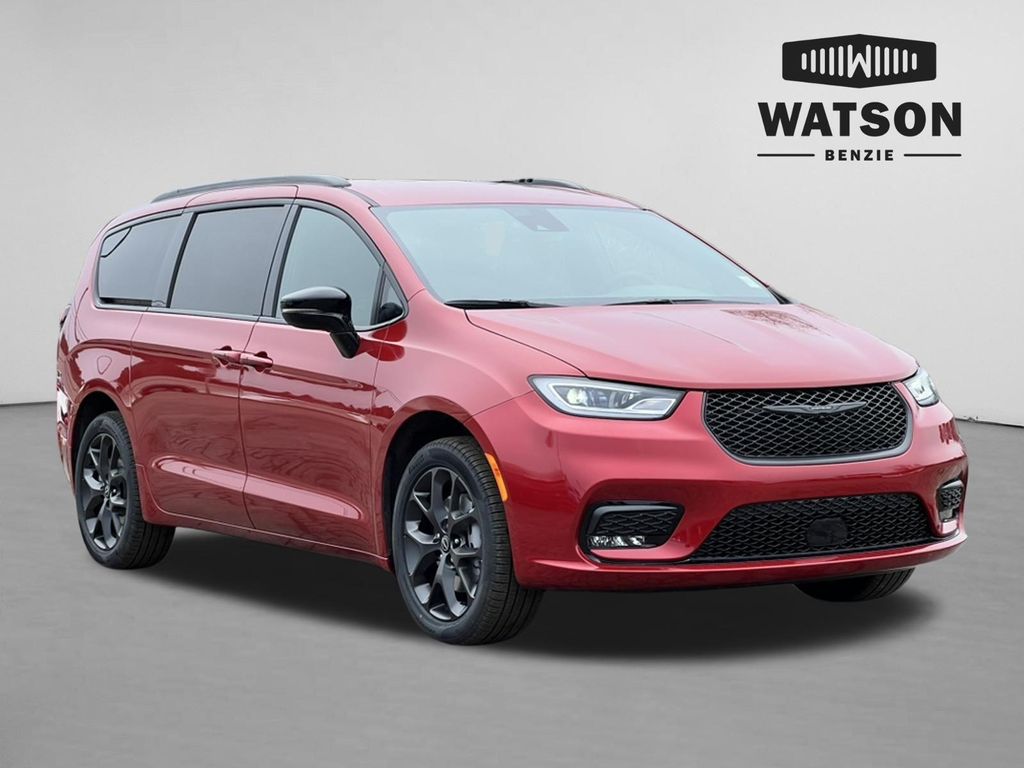 New 2026 Chrysler Pacifica L