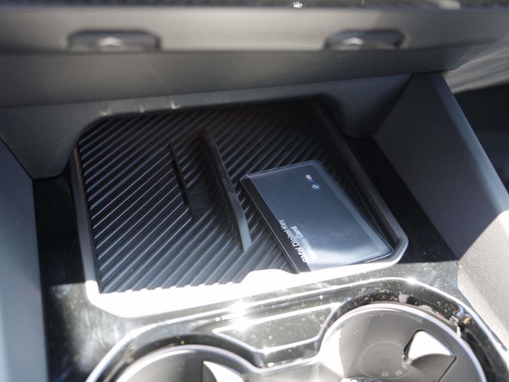 صورة مصغرة 22 لـ 2027 BMW I5 EDRIVE40