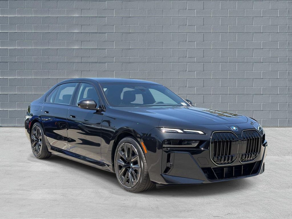 New 2026 BMW 750e i xDrive