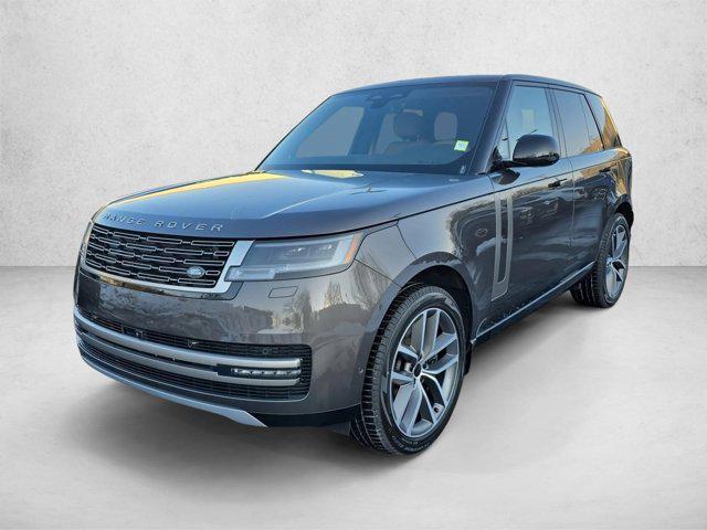 New 2026 Land Rover Range Rover P530 SE