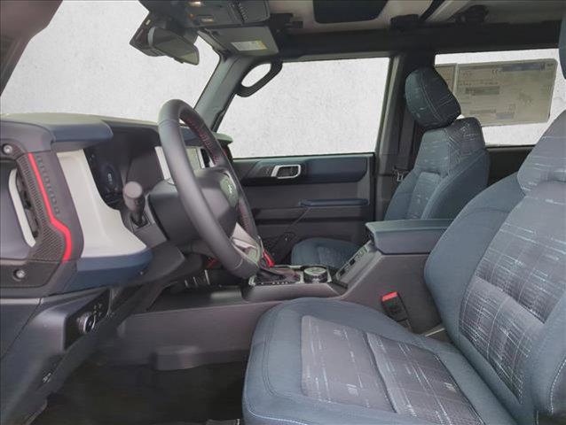 FORD BRONCO - 4