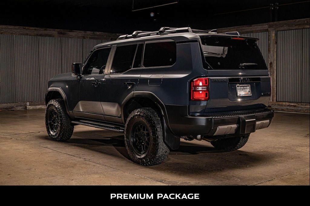 صورة 6 لـ 2026 Toyota LAND CRUISER BASE