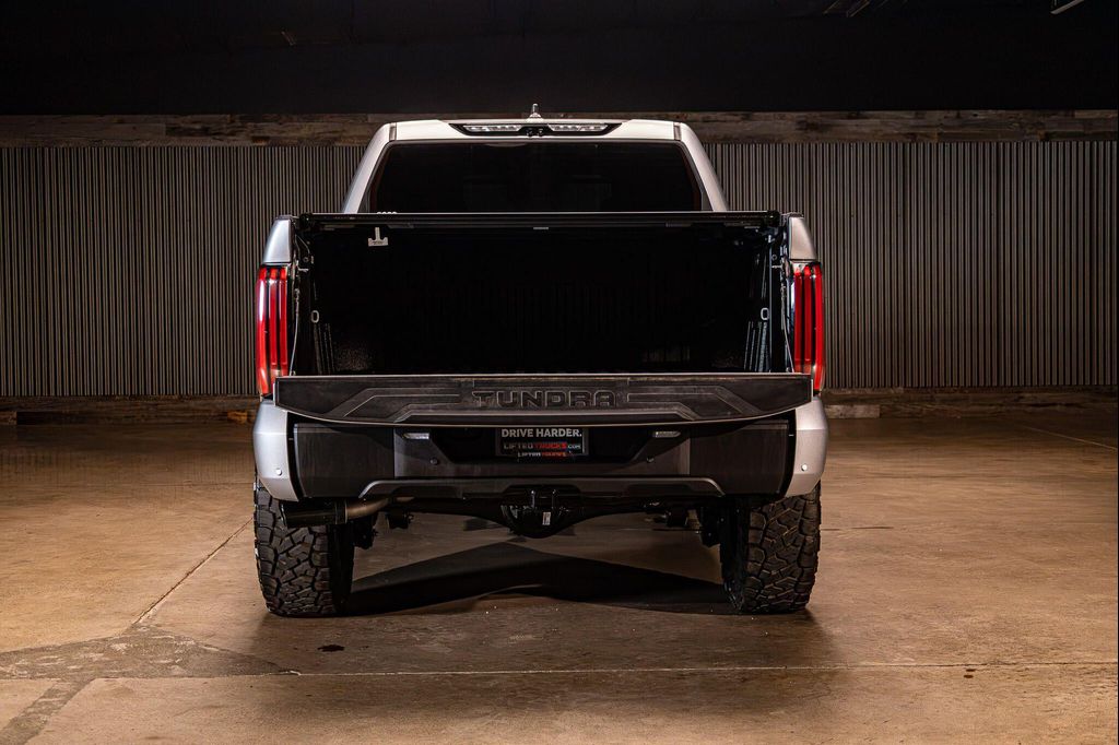 2026 Toyota TUNDRA LIMITED 照片 9