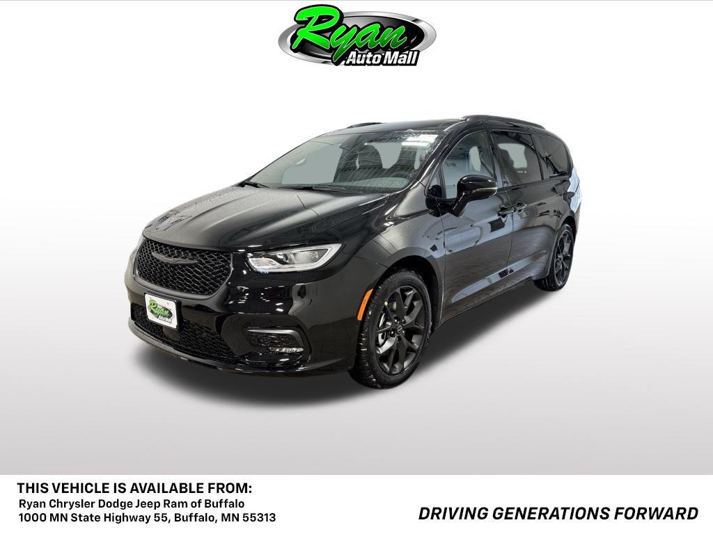 New 2026 Chrysler Pacifica L