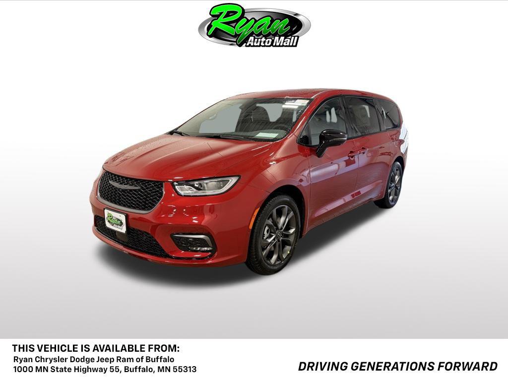New 2026 Chrysler Pacifica L