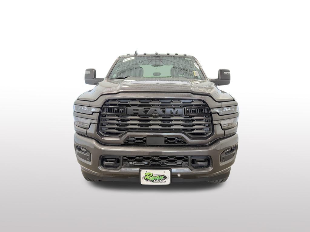 صورة 8 لـ 2026 RAM 2500 BIG HORN CREW CAB 4X4 6'4' BOX