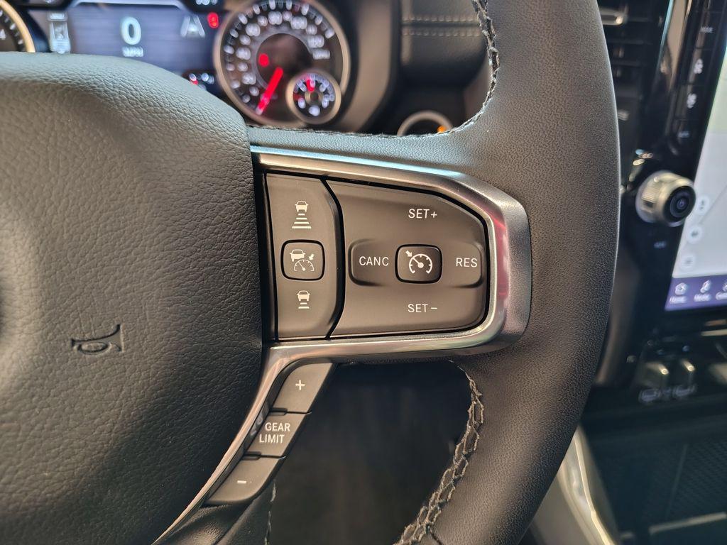 2026 RAM 1500 LARAMIE 缩略图 17