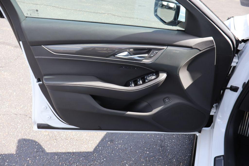 2025 Cadillac CT5-V V-SERIES BLACKWING RWD — фото 26