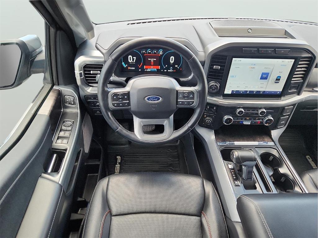 FORD F-150 LARIAT - 9