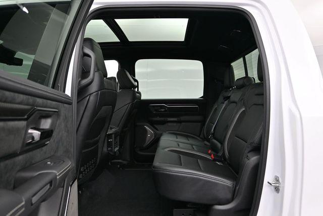 2026 RAM 1500 RHO CREW CAB 4X4 5'7' BOX thumbnail 22
