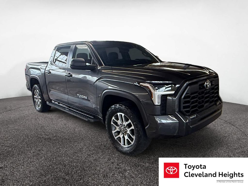 TOYOTA TUNDRA - 7