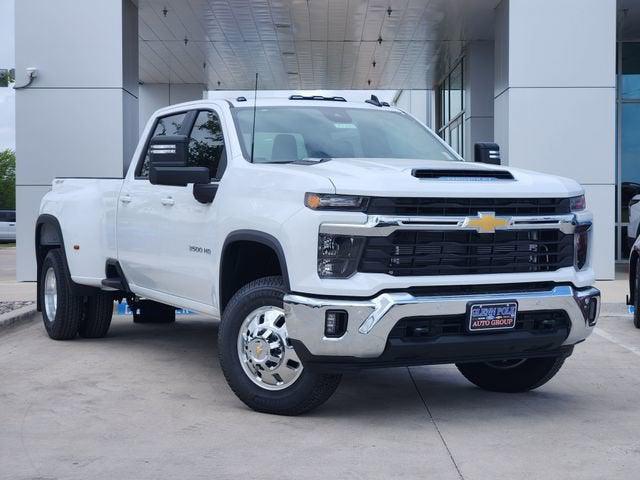 New 2026 Chevrolet Silverado 3500 LT