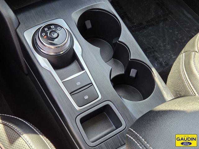 2023 FORD ESCAPE PLATINUM thumbnail 24