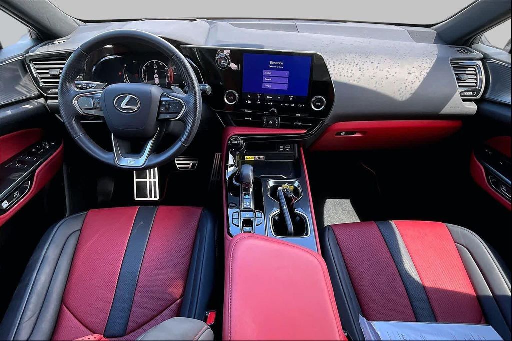 صورة مصغرة 16 لـ 2024 Lexus NX 350 F SPORT HANDLING