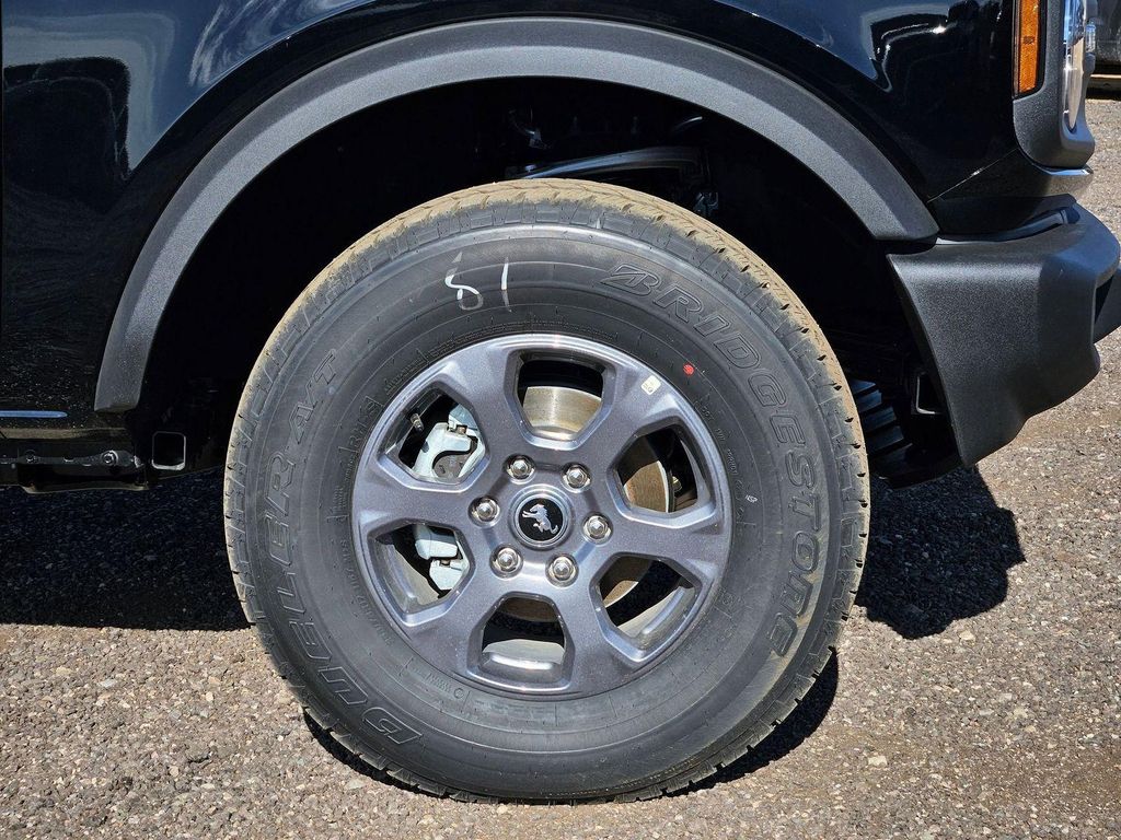 FORD BRONCO - 10