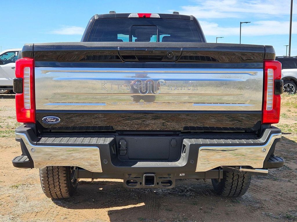2026 FORD F-350 KING RANCH — фото 6