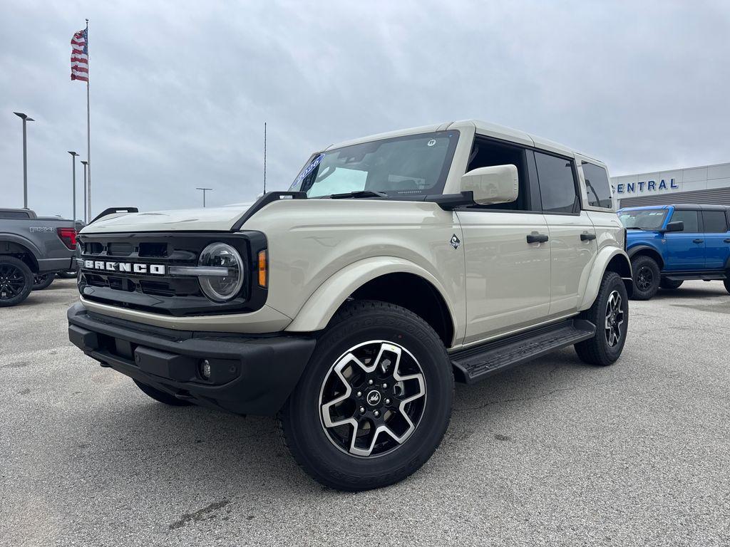 New 2026 Ford Bronco Outer Banks