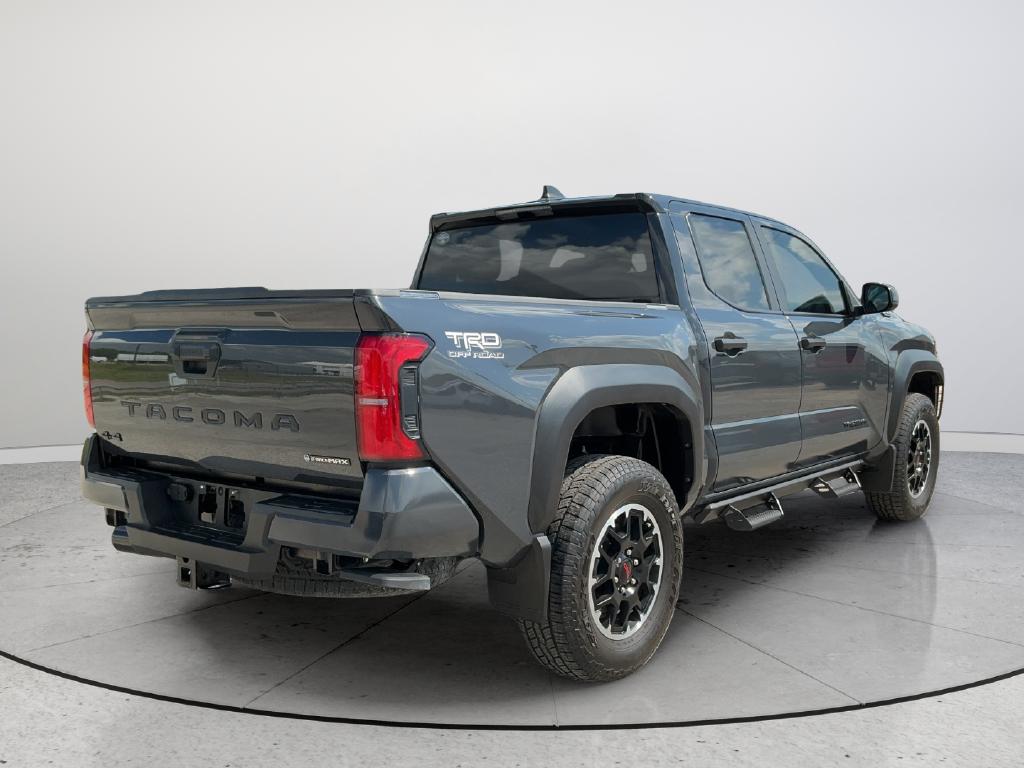 صورة 6 لـ 2025 Toyota TACOMA HYBRID TRD