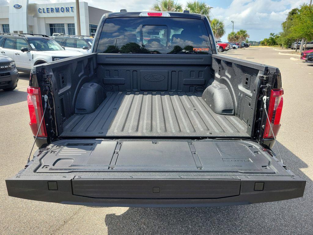 2026 FORD F-150 XLT — фото 9