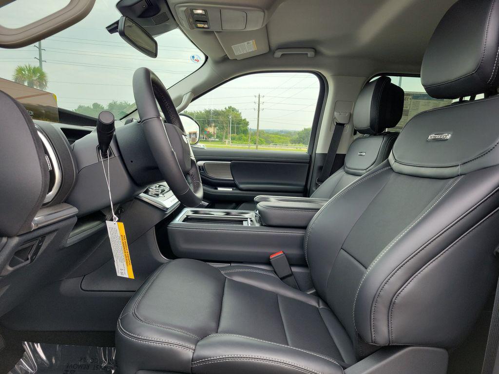 صورة مصغرة 14 لـ 2027 FORD EXPEDITION PLATINUM