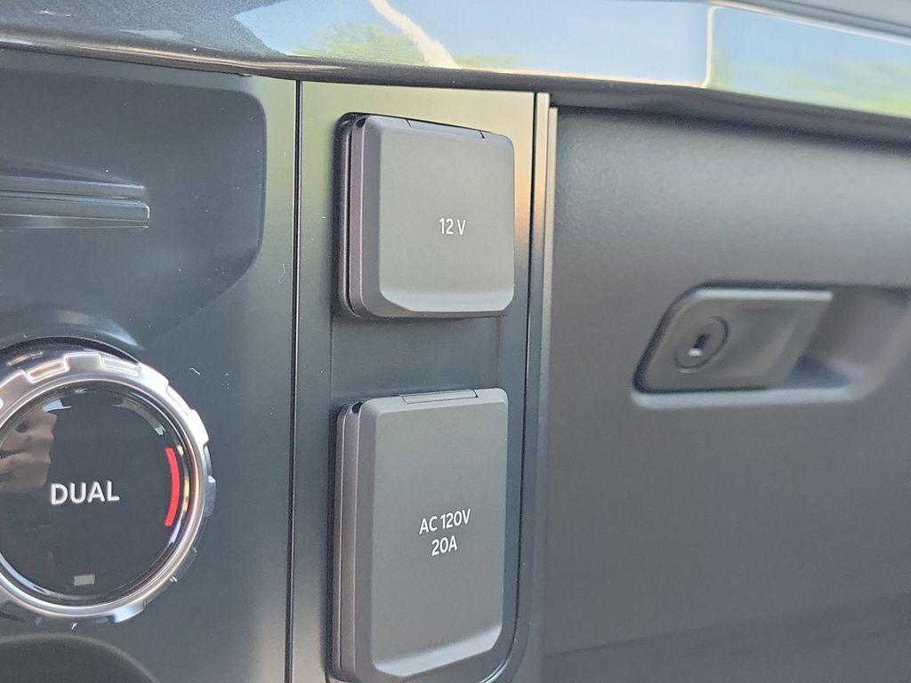 صورة مصغرة 26 لـ 2026 FORD F-150 STX