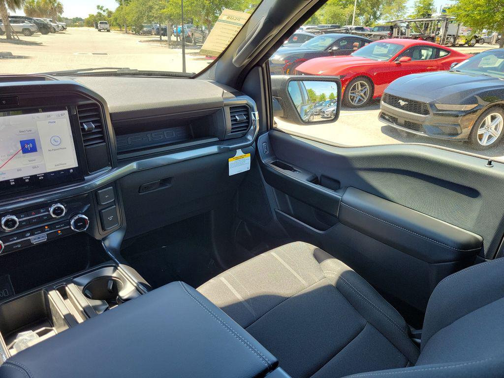 صورة مصغرة 13 لـ 2026 FORD F-150 STX
