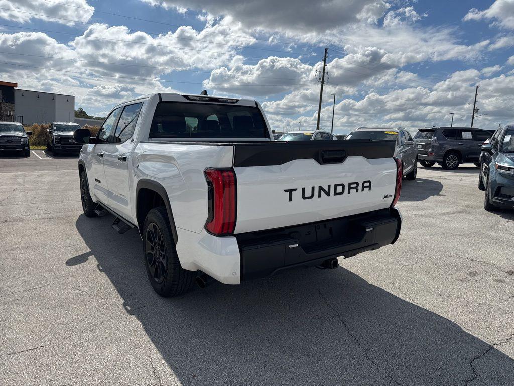 TOYOTA TUNDRA - 3