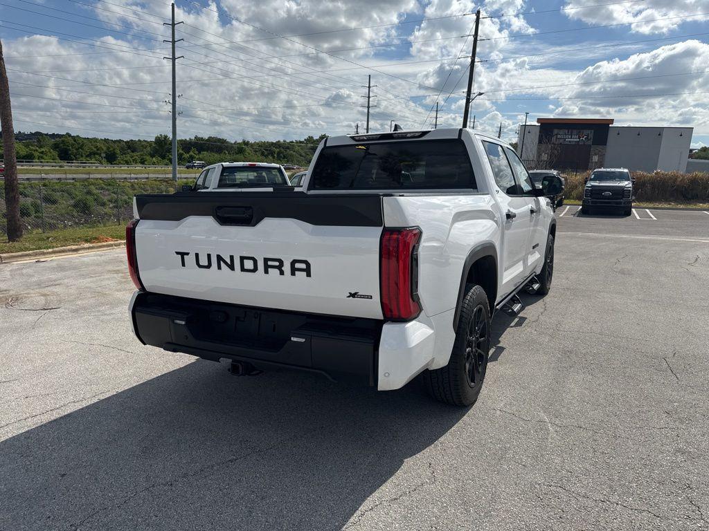 TOYOTA TUNDRA - 2