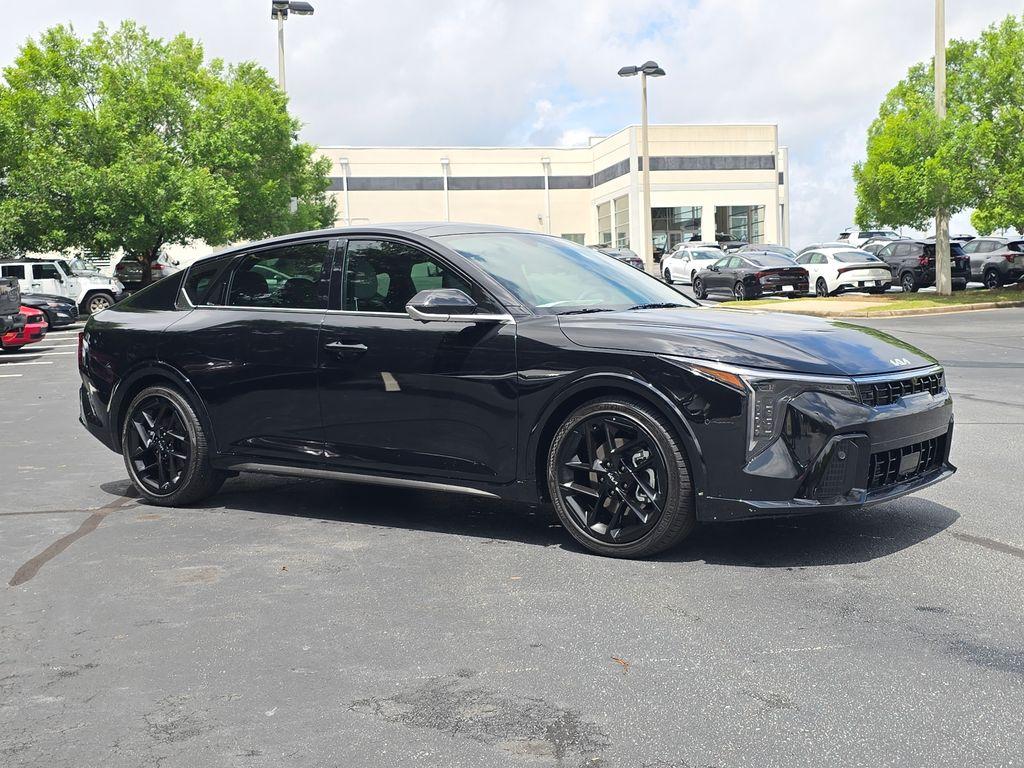 New 2026 Kia K4 GT-LINE