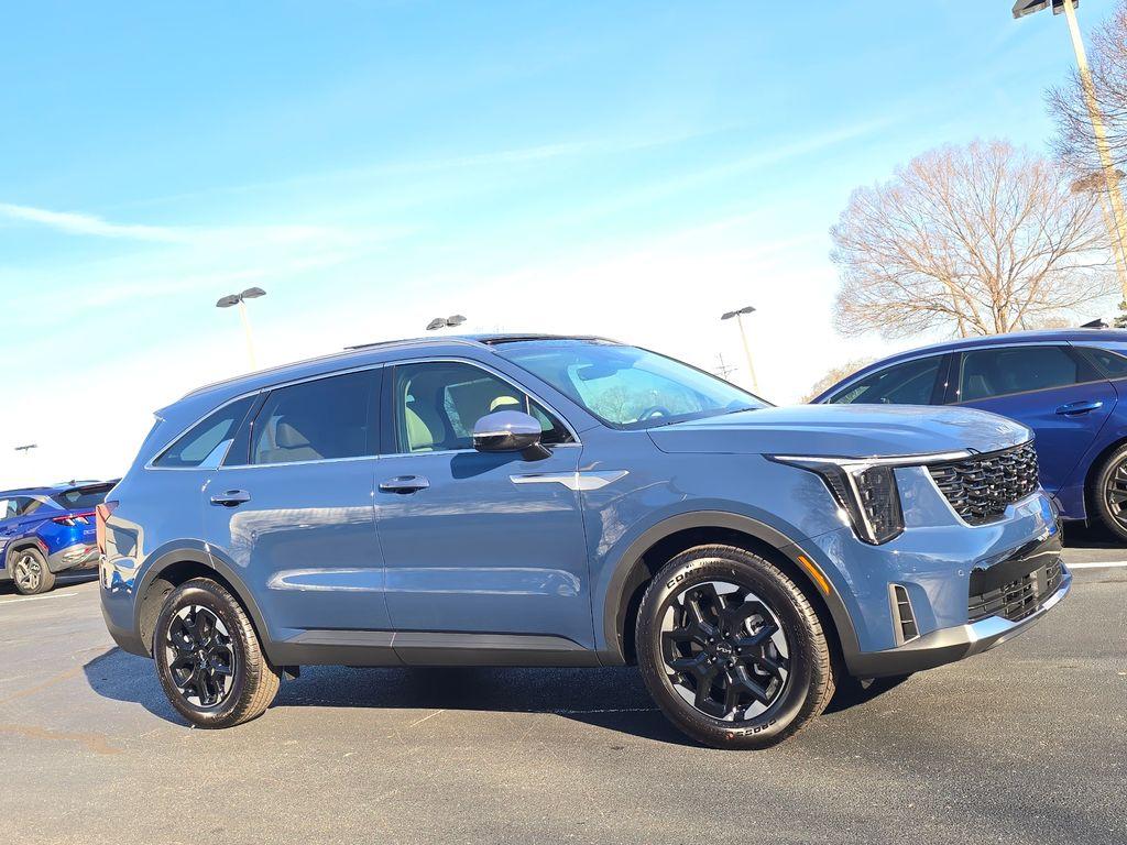 New 2026 Kia Sorento S