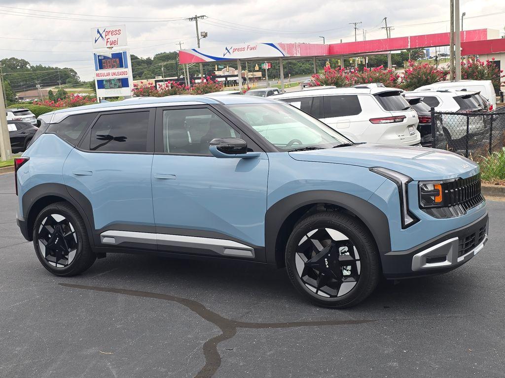 New 2027 Kia Seltos S