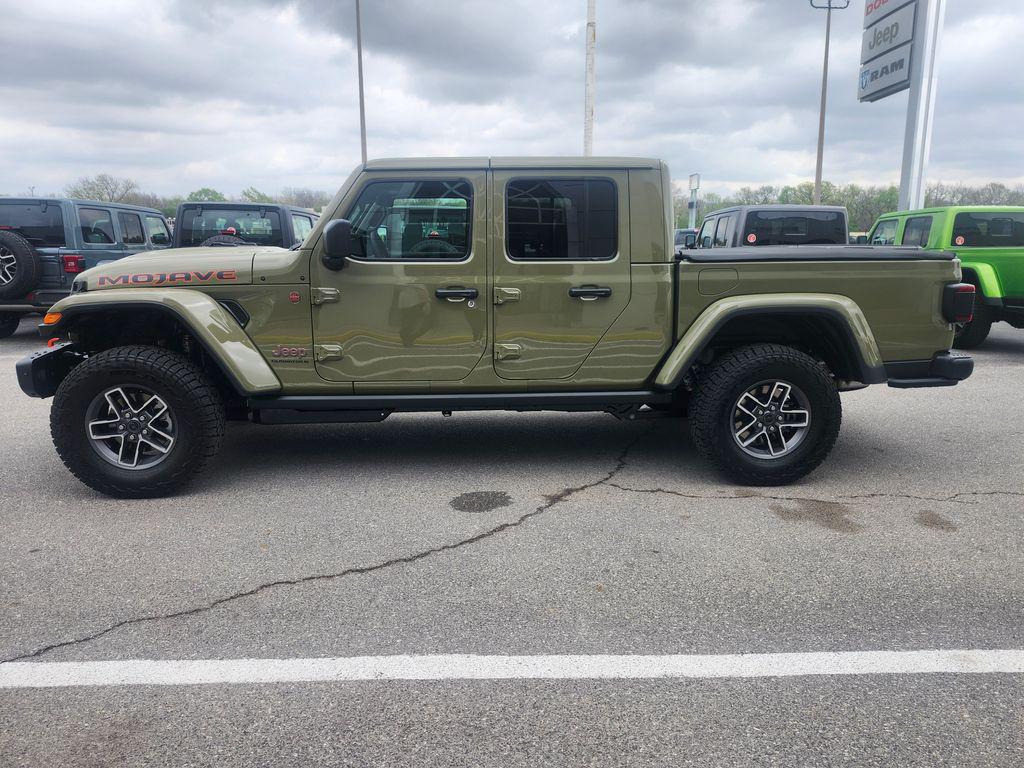 New 2026 Jeep Gladiator Mojave X 4x4
