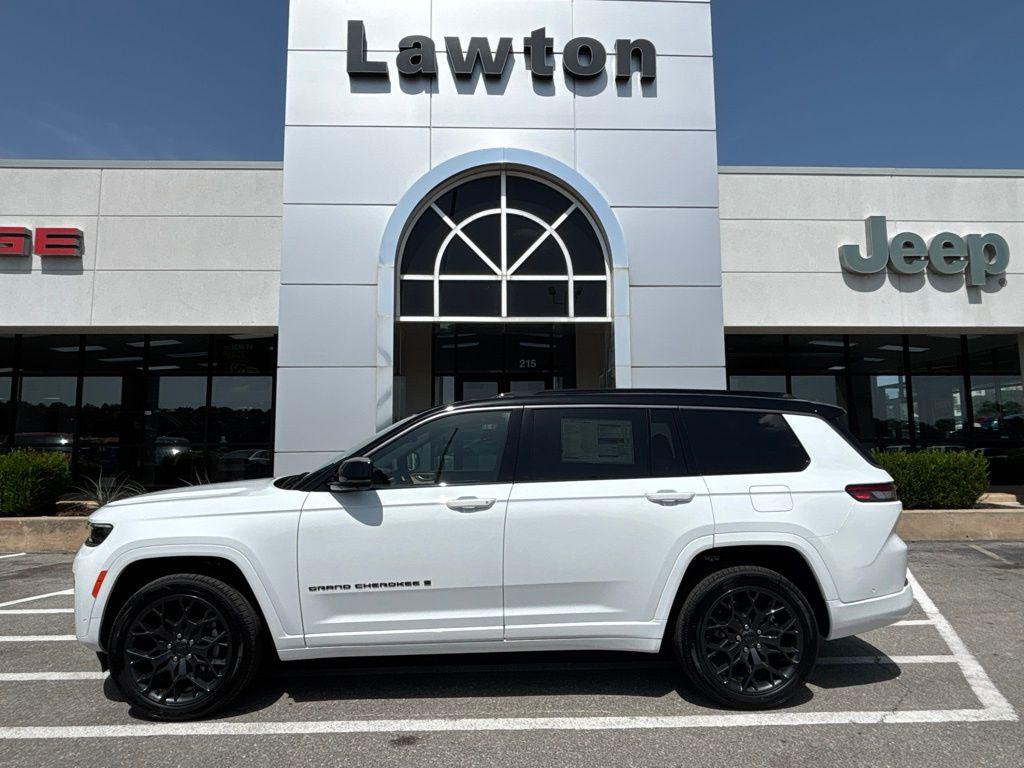New 2026 Jeep Grand Cherokee L Summit