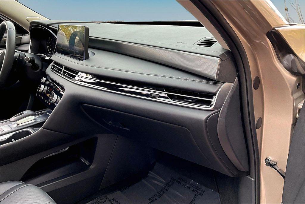 صورة مصغرة 17 لـ 2026 Infiniti QX60 LUXE FWD