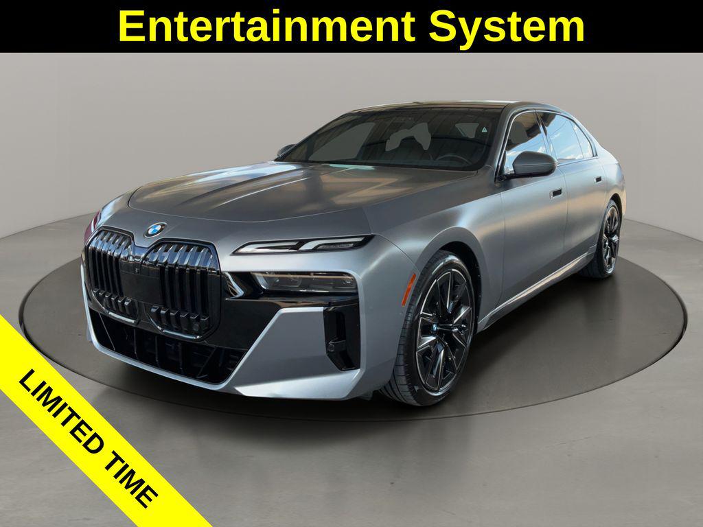 صورة 4 لـ 2023 BMW 760 I XDRIVE