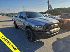 2024 RAM 1500 CLASSIC WARLOCK CREW CAB 4X4 5'7' BOX — фото 1