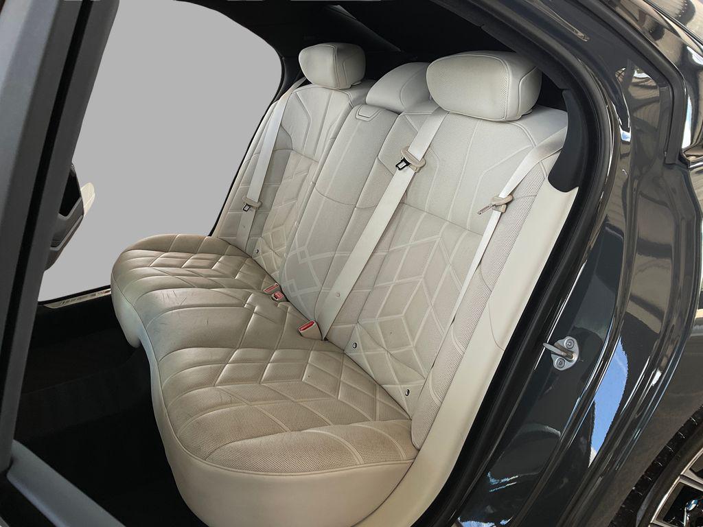 2023 BMW 740 I 缩略图 15