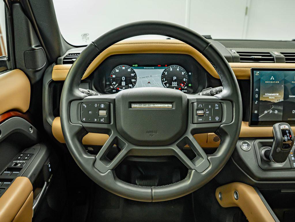 صورة مصغرة 23 لـ 2025 LAND Rover DEFENDER 130 P400 X-DYNAMIC SE