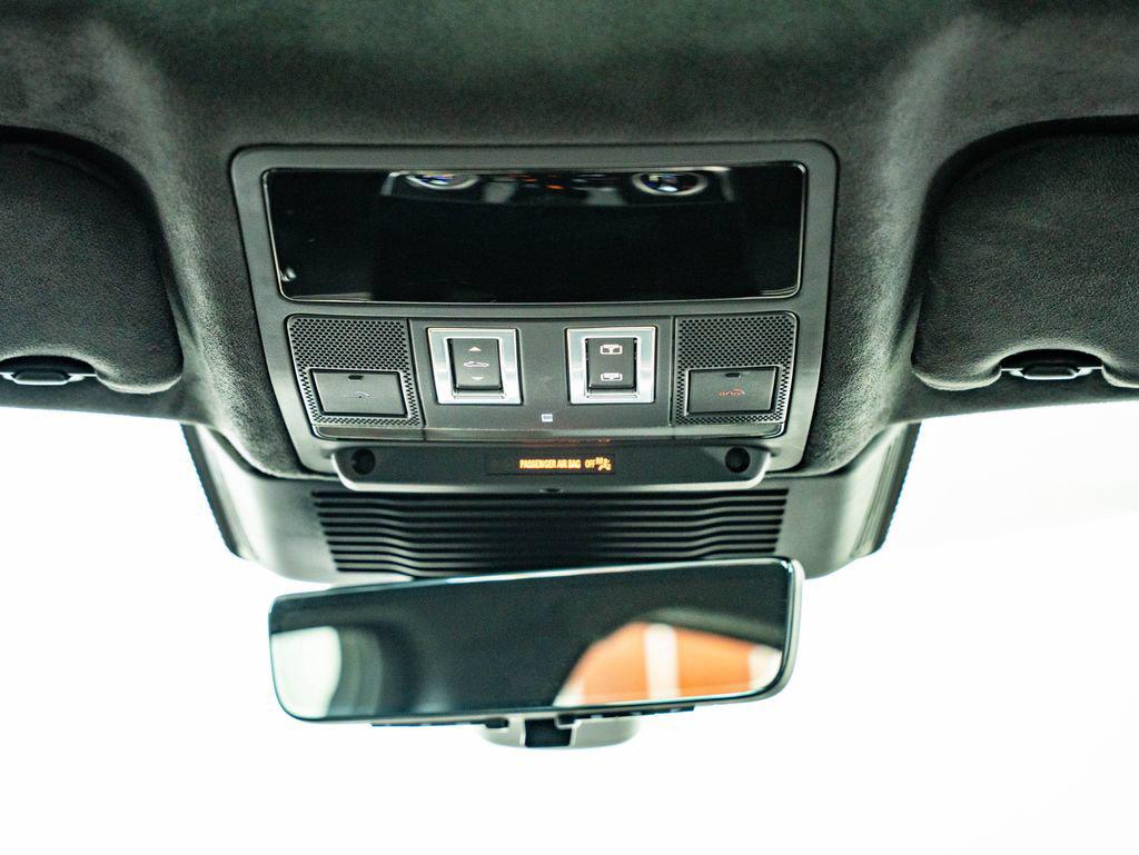 صورة مصغرة 39 لـ 2024 Jaguar XF R-DYNAMIC SE P250 AWD AUTOMATIC
