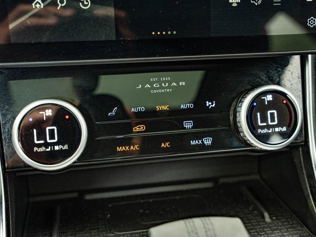 صورة مصغرة 34 لـ 2024 Jaguar XF R-DYNAMIC SE P250 AWD AUTOMATIC