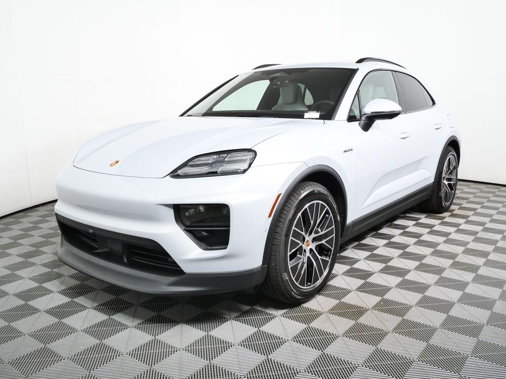 New 2026 Porsche Macan Macan Electric