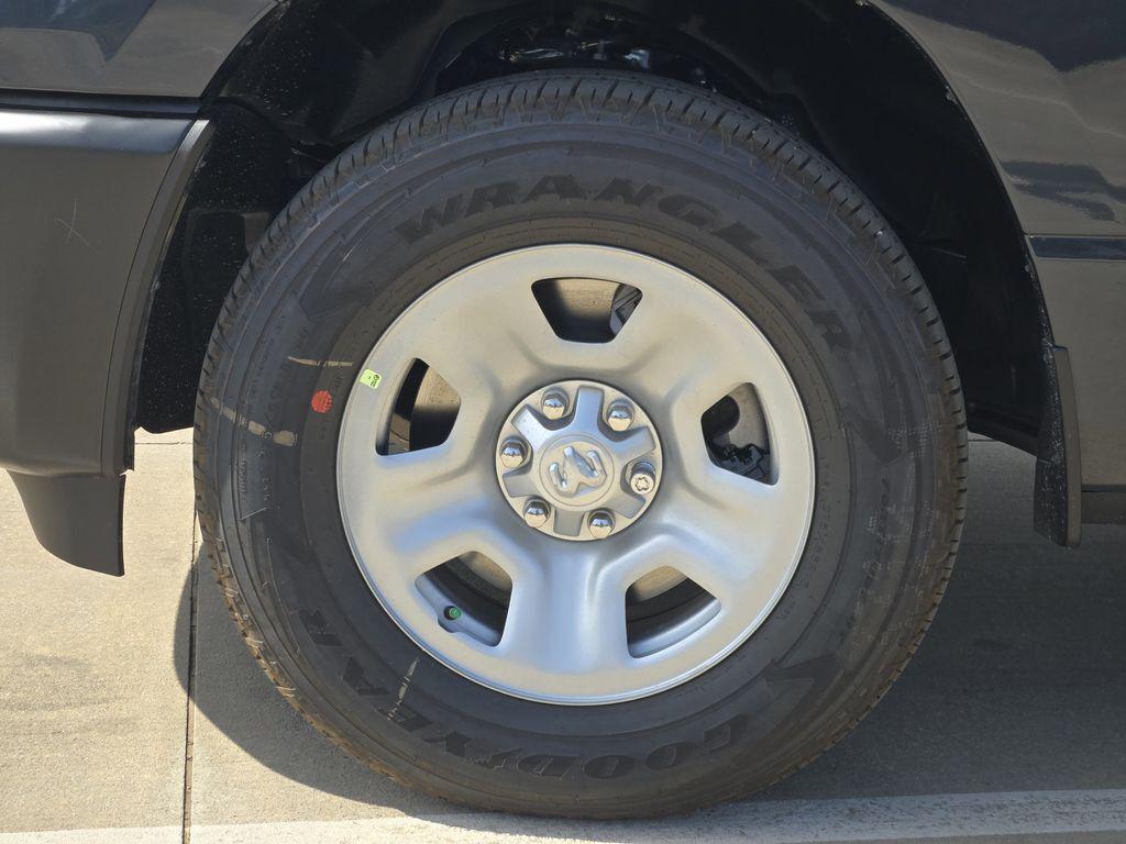 2026 RAM 1500 TRADESMAN photo 8