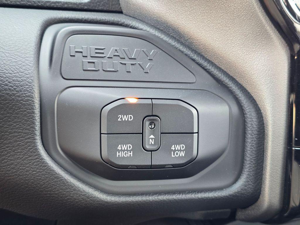 صورة مصغرة 22 لـ 2026 RAM 3500 LARAMIE CREW CAB 4X4 8' BOX