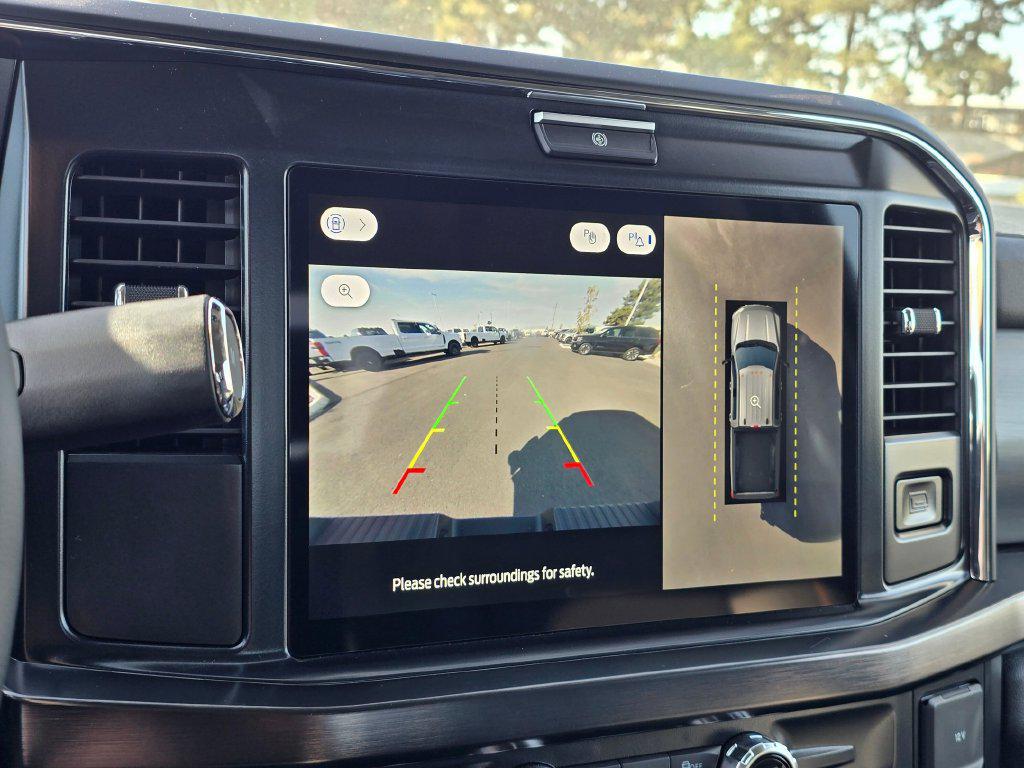 2026 FORD F-350 LARIAT thumbnail 21