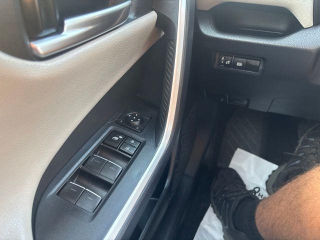صورة مصغرة 26 لـ 2024 Toyota RAV4 ADVENTURE