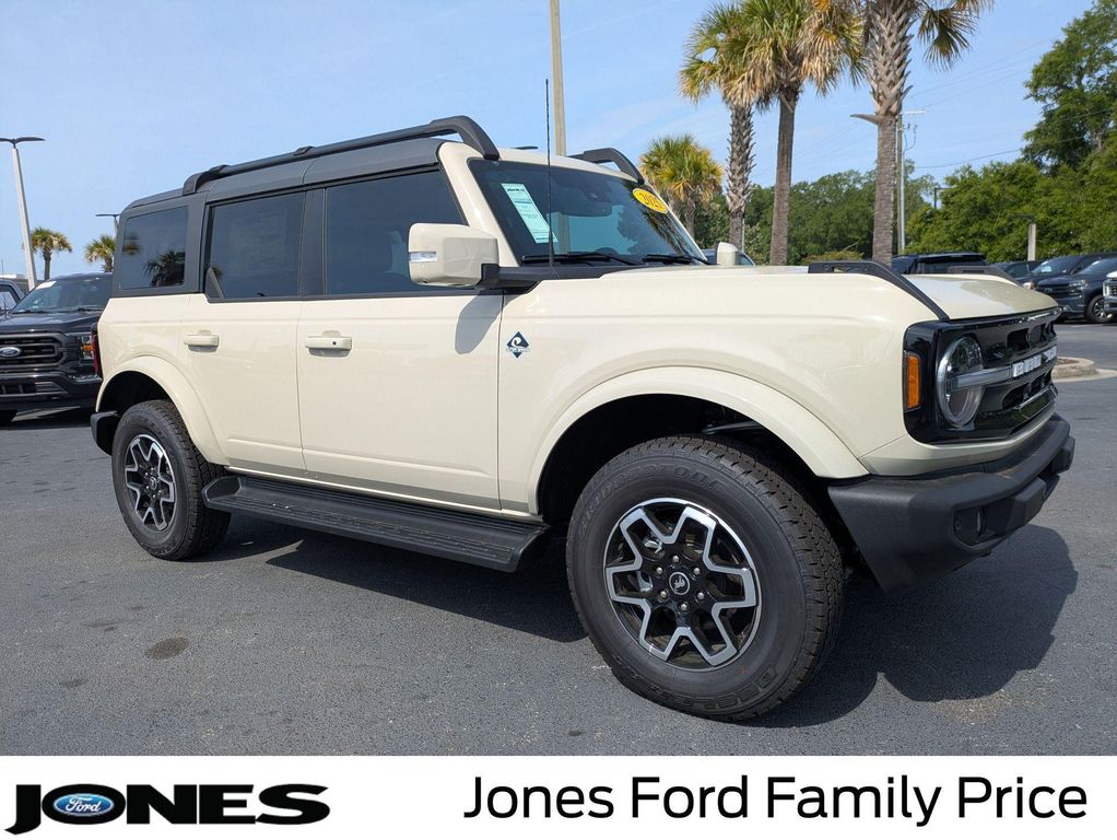 New 2025 Ford Bronco Outer Banks