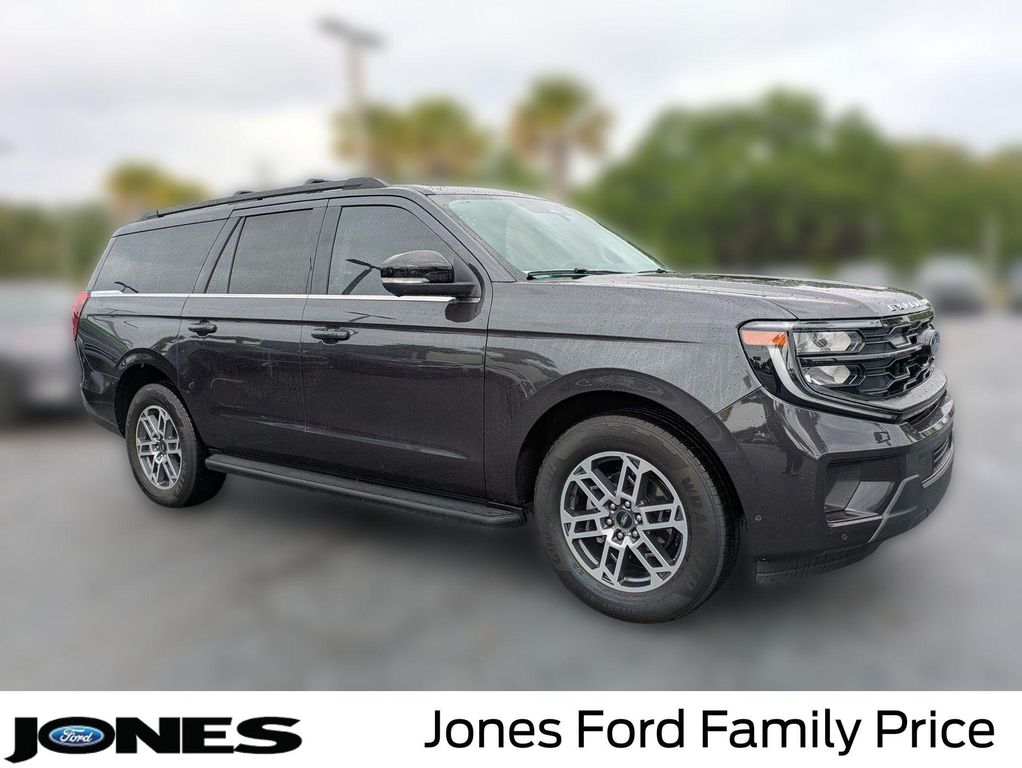 New 2025 Ford Expedition Max Active 4x2