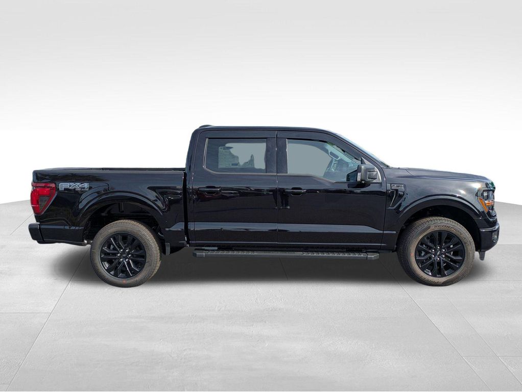 FORD F-150 XLT - 4