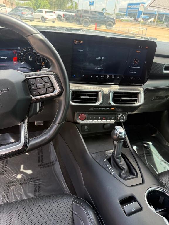 صورة مصغرة 15 لـ 2025 FORD MUSTANG GT PREMIUM